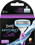 Wilkinson Sword Hydro Silk verpakking met 3 scheermesjes. Handvat in paars, scheerkop in blauw met witte stippen.