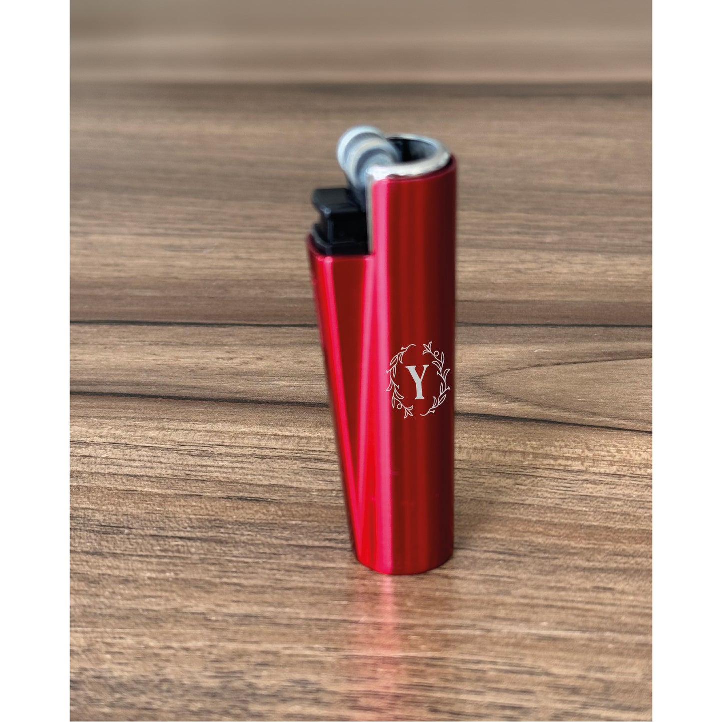 Gepersonaliseerde aanstekers - Metalen Clipper Vuursteen Aansteker - Aansteker Graveren met Logo en Tekst - Eigen Ontwerp - Gepersonaliseerd Cadeau - Blauw, Red, Gray