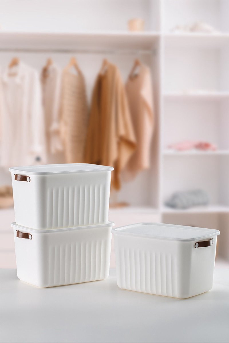Tobeyz 15L BPA-Free Stackable Storage Bins with Lids (3-Pack, White)
