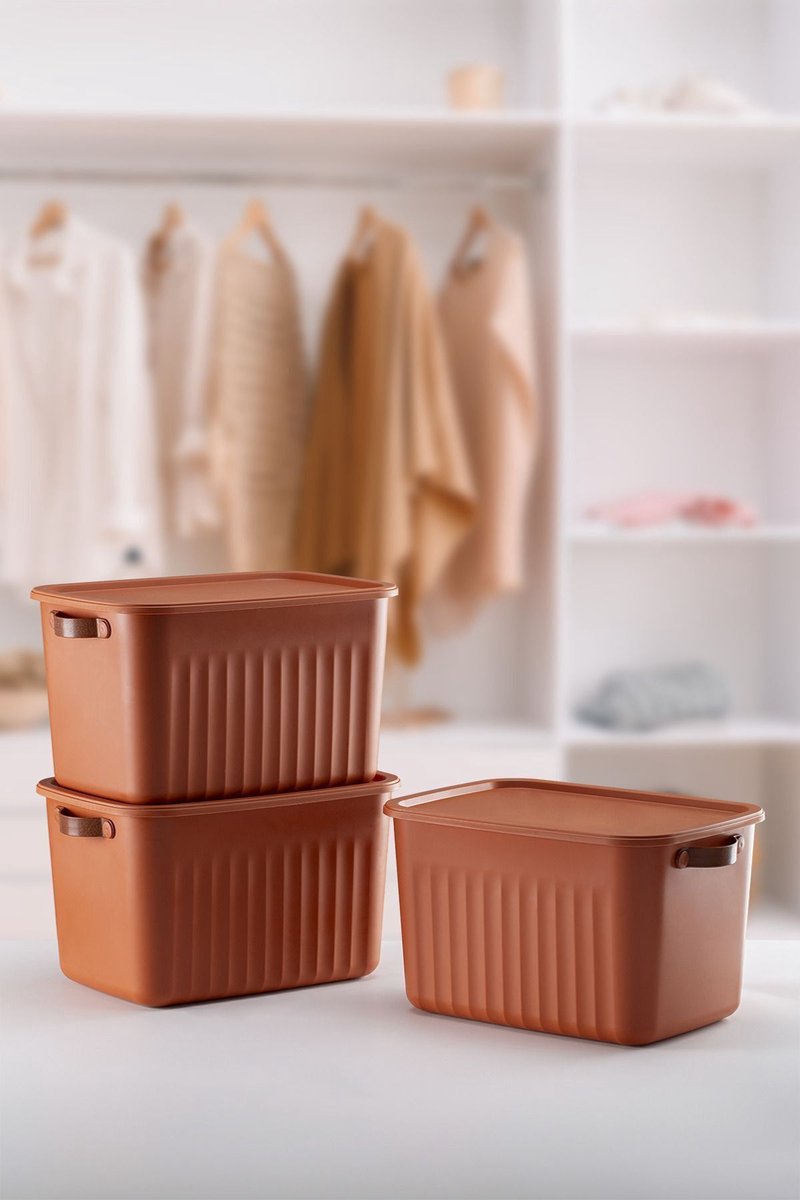 Tobeyz 15L BPA-Free Stackable Storage Bins with Lids (3-Pack, Brick Red)