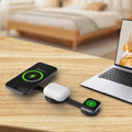 Electrox - 3-in-1 Opvouwbare Draadloze Oplader met Magnetische (MagSafe-compatibele) Stand – 15W Telefoon + 5W Oordopjes + 2,5W Smartwatch – Compact & Reisvriendelijk
