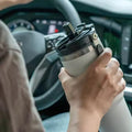 TYESO Thermosfles 600 ml - RVS Drinkfles - Dubbelwandig Geïsoleerd - Houdt Warm & Koud - Lekvrij & Antislip - Thermosbeker voor Onderweg, Sport & Kantoor - Zwart