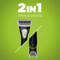 Wilkinson Hydro Trim & Shave scheermes en trimmer op groene achtergrond. "2IN1 TRIM & SHAVE"